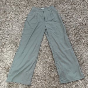 NWT Abercrombie green trousers